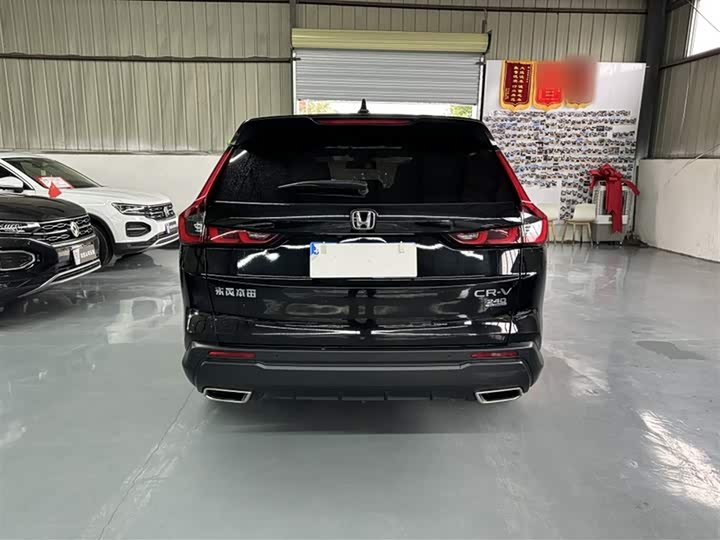 Фото 13 - Honda CR-V