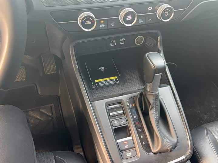 Фото 9 - Honda CR-V