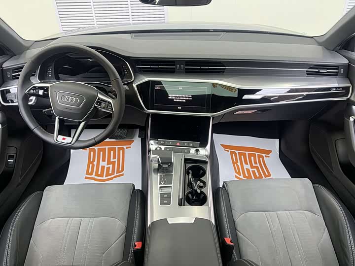 Фото 9 - Audi A6L
