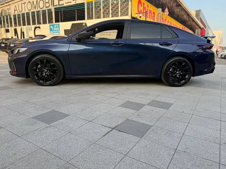 Фото 4 - GAC Trumpchi Empow R