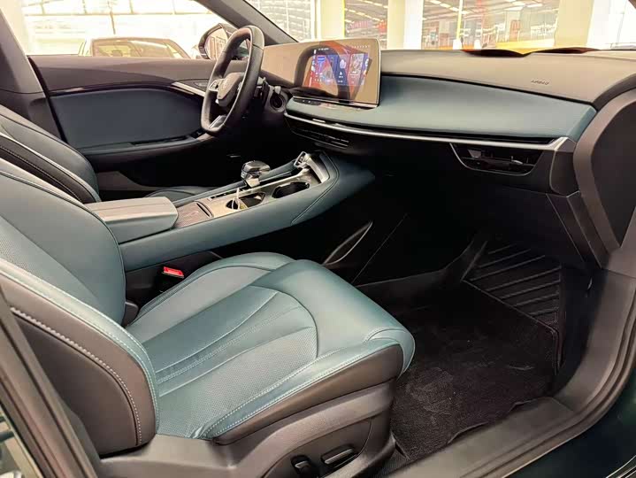 Фото 10 - MG Motor 7