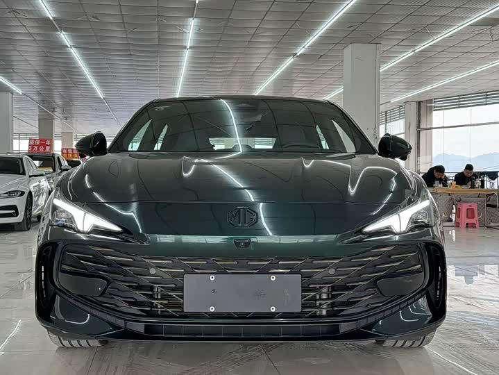 Фото 2 - MG Motor 7