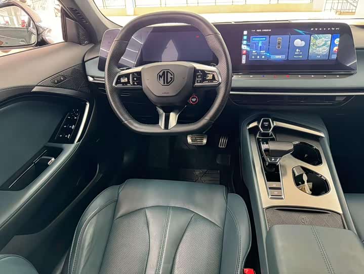 Фото 7 - MG Motor 7