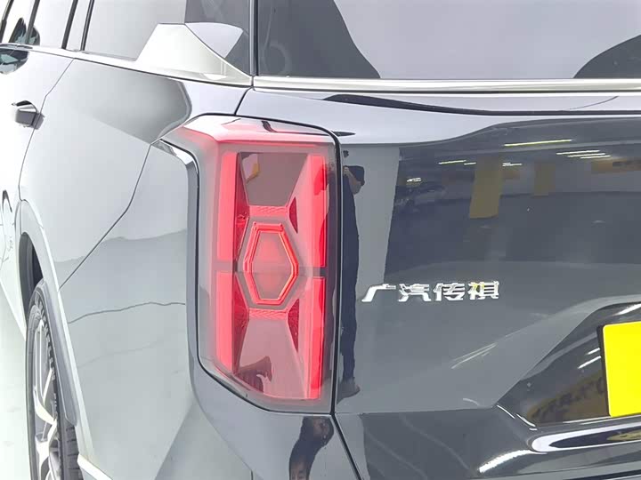 Фото 10 - GAC Trumpchi GS8