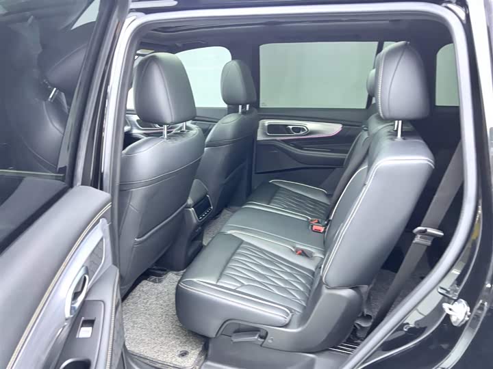 Фото 14 - GAC Trumpchi GS8