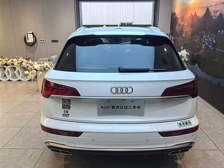 Фото 6 - Audi Q5L