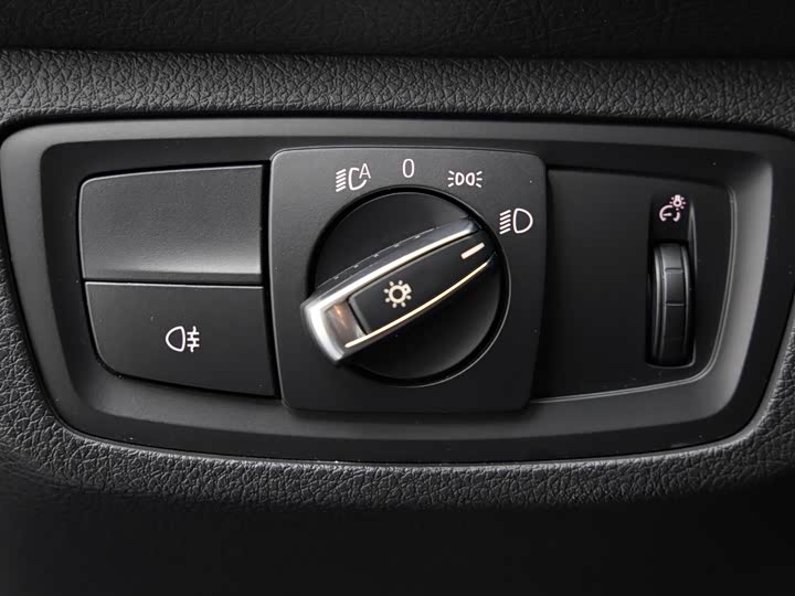 Фото 11 - BMW 1 Series