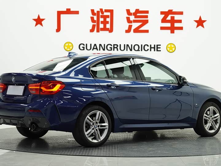 Фото 5 - BMW 1 Series