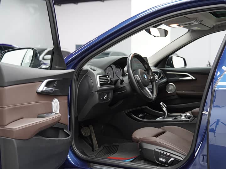 Фото 9 - BMW 1 Series