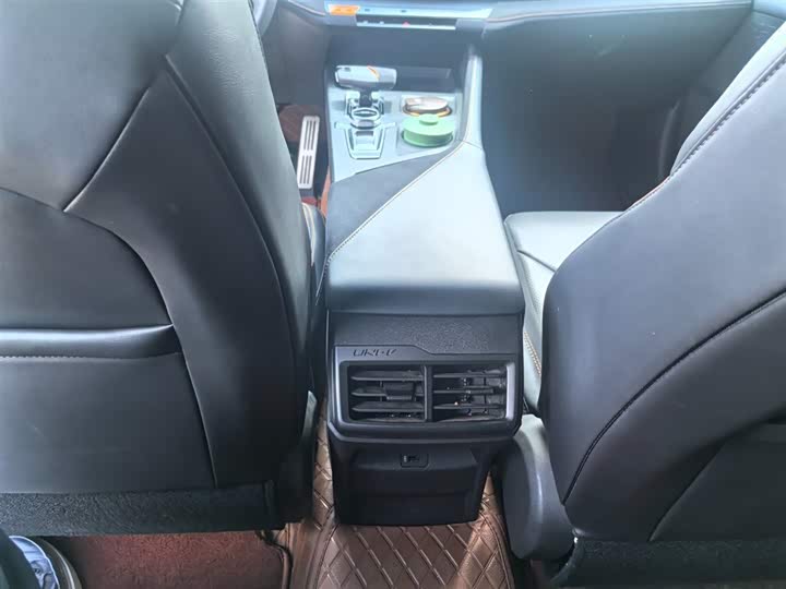 Фото 7 - Changan UNI-V