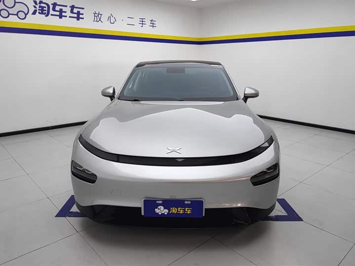 Фото 2 - XPeng P7