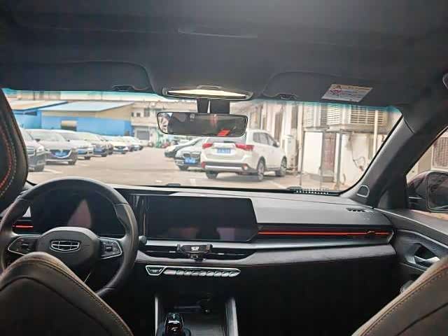 Фото 6 - Geely Binrui