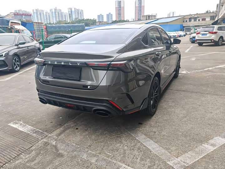 Фото 7 - Geely Binrui