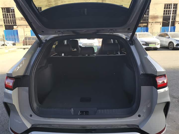 Фото 19 - BYD Song Plus Hybrid/EV