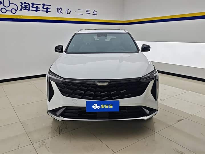 Фото 2 - Geely Atlas