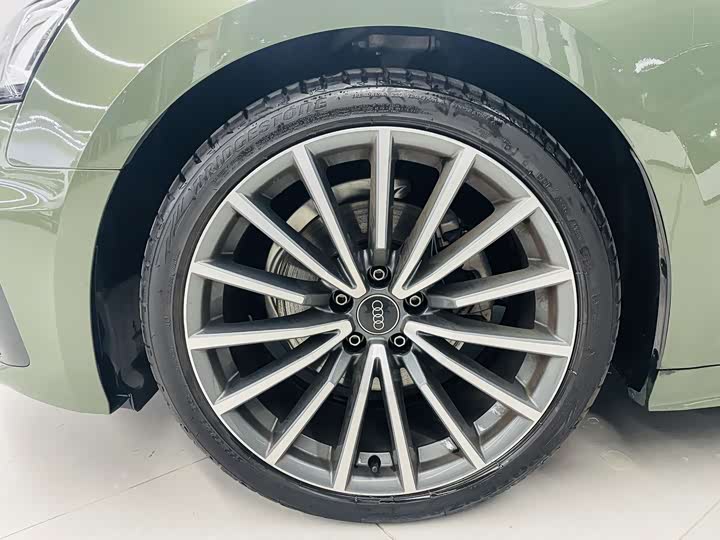 Фото 3 - Audi A5