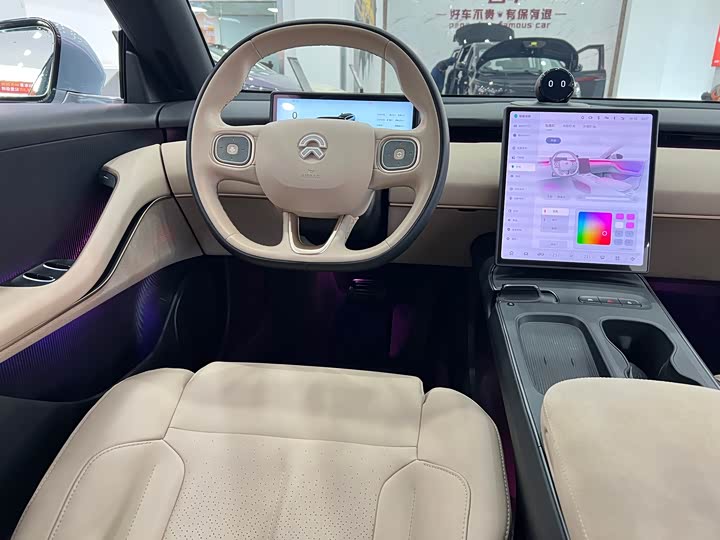 Фото 19 - Nio ET5T