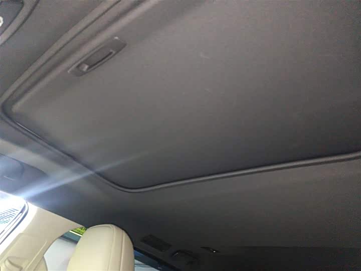 Фото 18 - Toyota Sienna