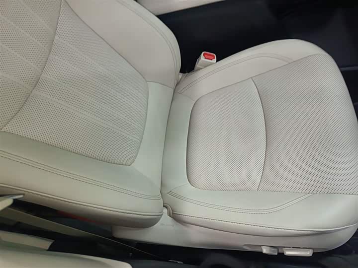 Фото 25 - Toyota Sienna