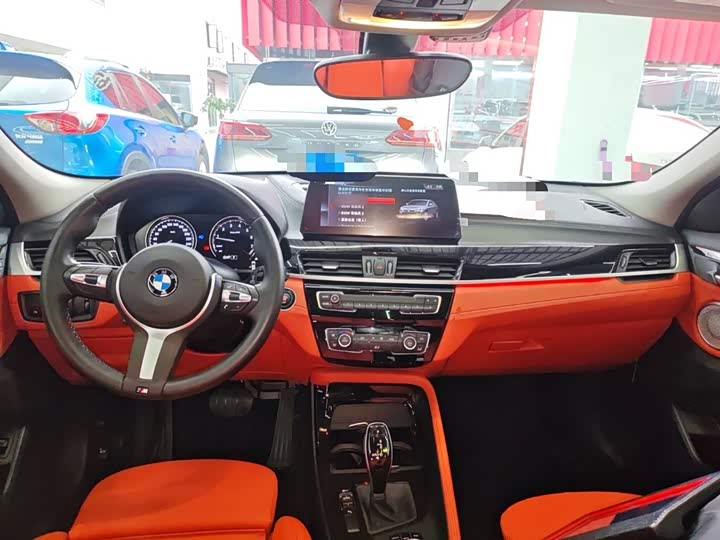 Фото 10 - BMW X2
