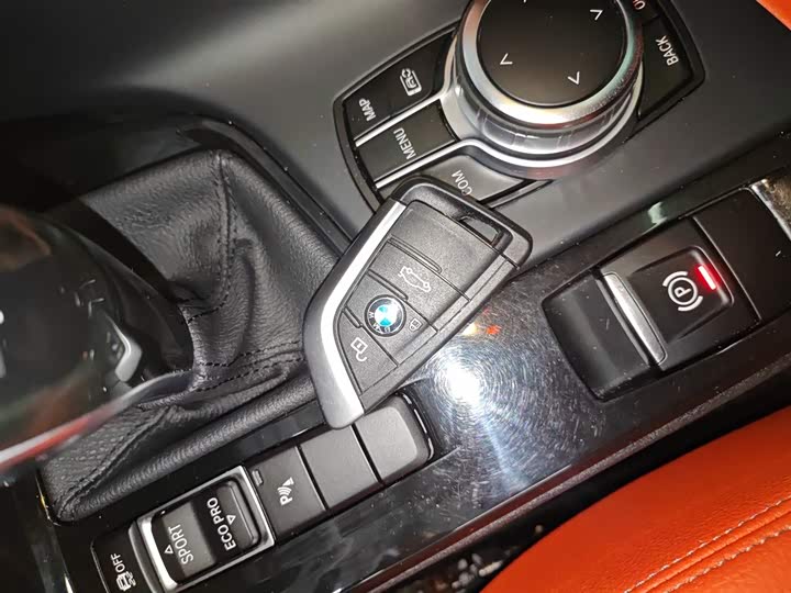 Фото 9 - BMW X2