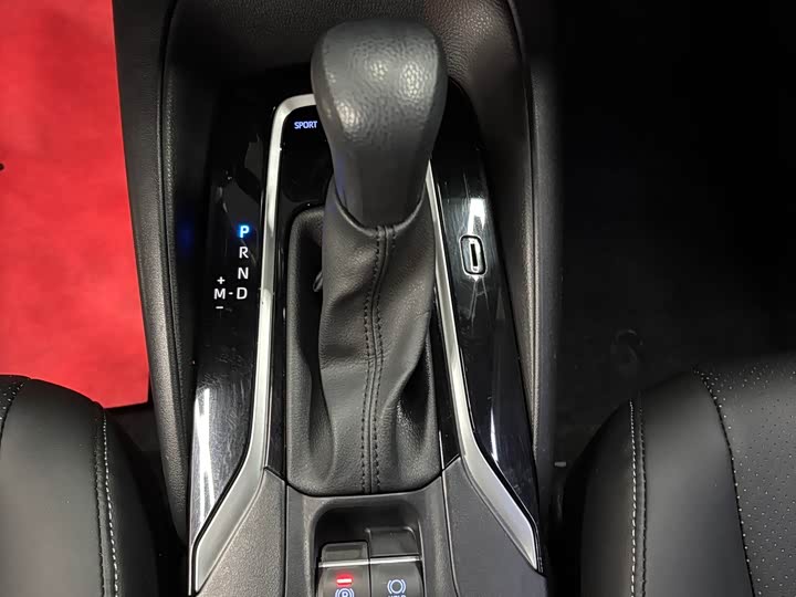 Фото 14 - Toyota Levin