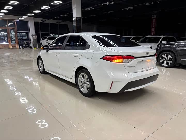 Фото 7 - Toyota Levin