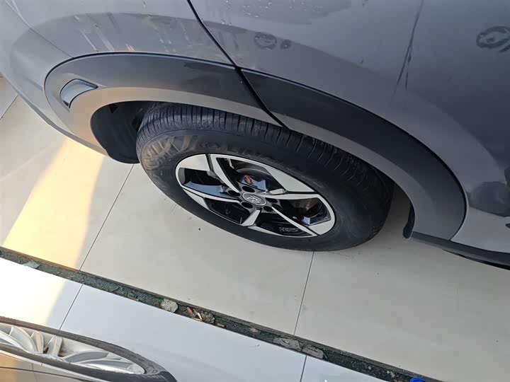 Фото 26 - BYD Yuan Up