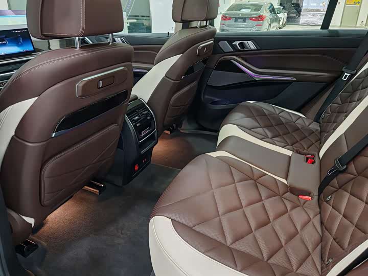 Фото 11 - BMW X5