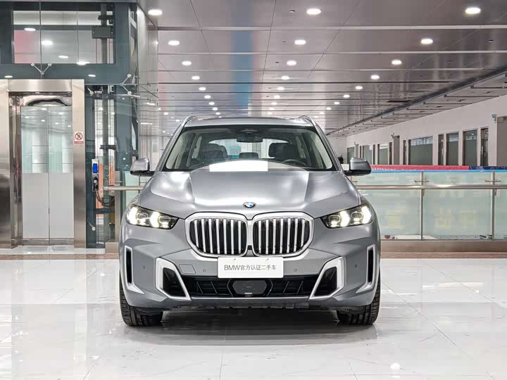 Фото 2 - BMW X5