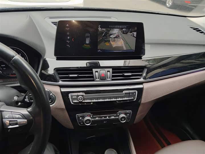 Фото 13 - BMW X1