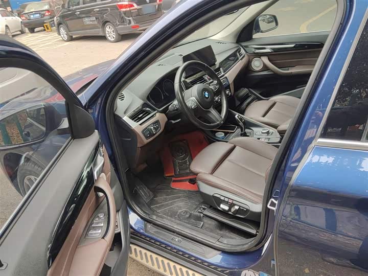 Фото 16 - BMW X1