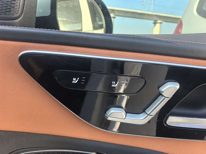 Фото 2 - Mercedes-Benz C-Class