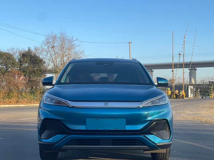 Фото 2 - BYD Yuan Plus