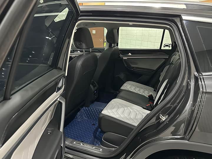 Фото 15 - Volkswagen Tayron