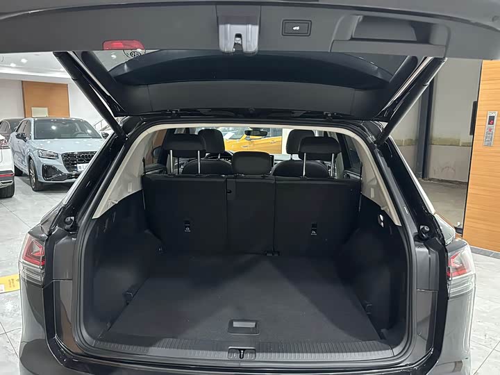 Фото 18 - Volkswagen Tayron