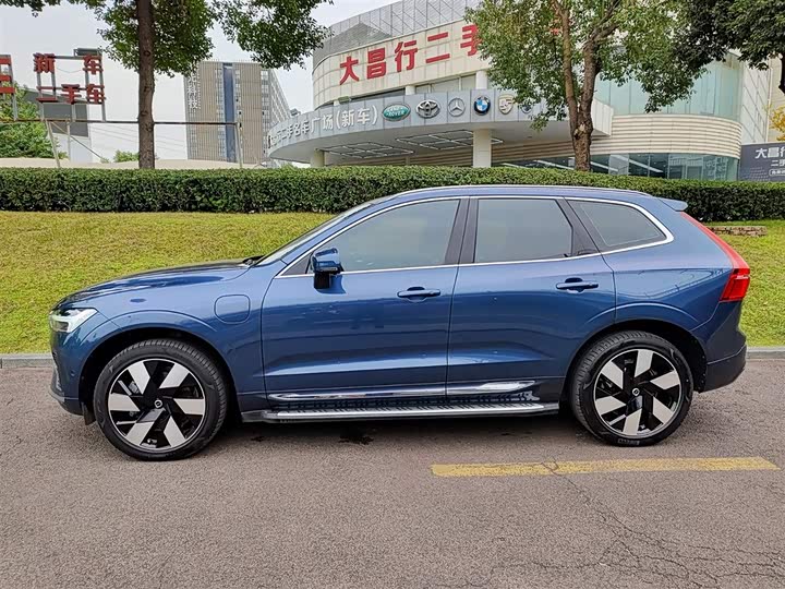 Фото 3 - Volvo XC60 Hybrid
