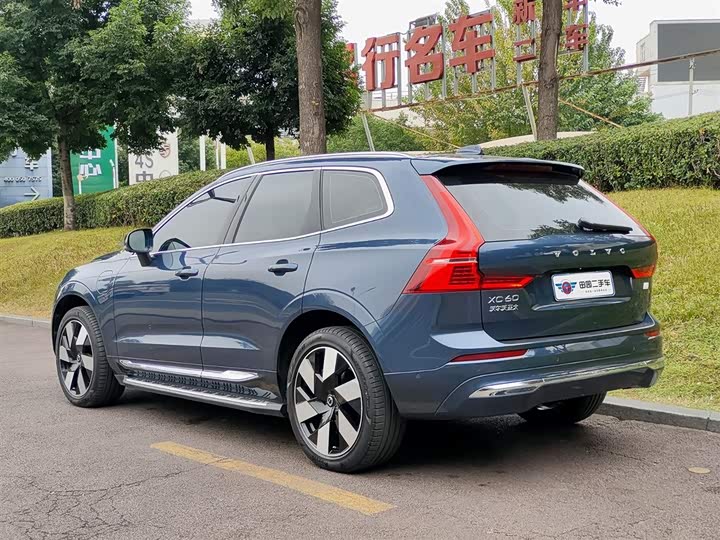 Фото 4 - Volvo XC60 Hybrid
