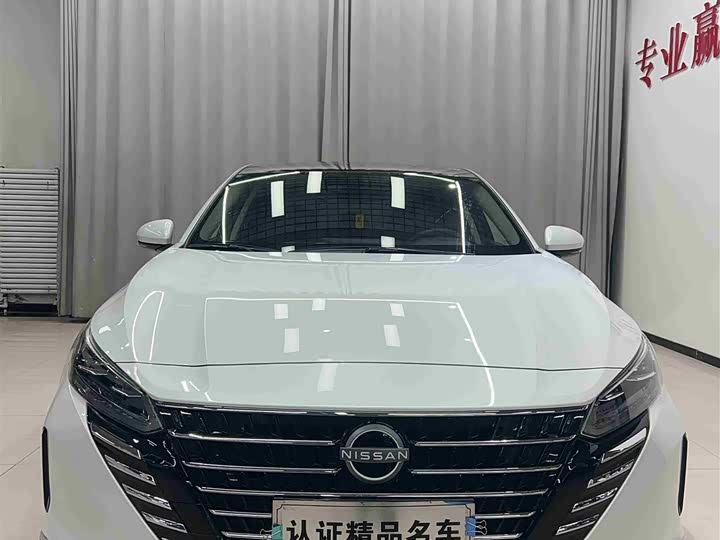 Фото 2 - Nissan Teana