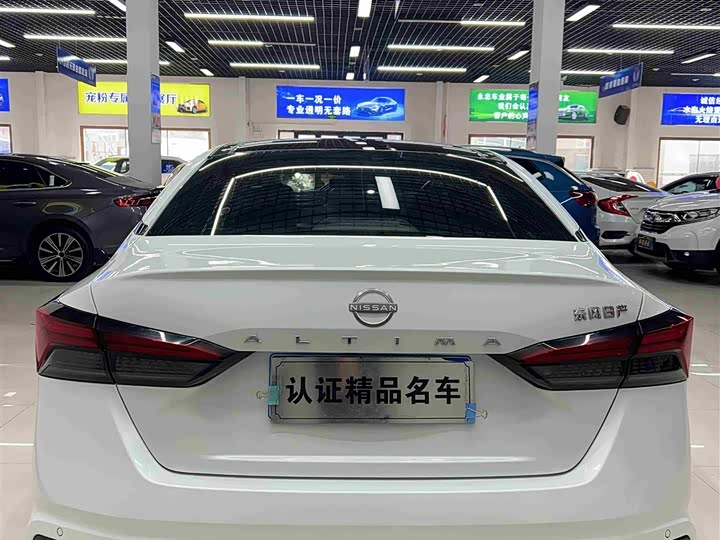 Фото 5 - Nissan Teana