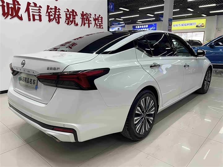 Фото 6 - Nissan Teana