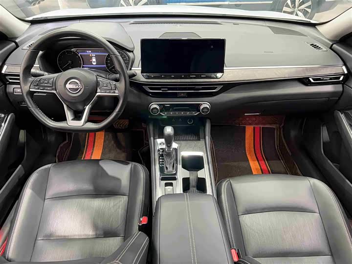 Фото 7 - Nissan Teana