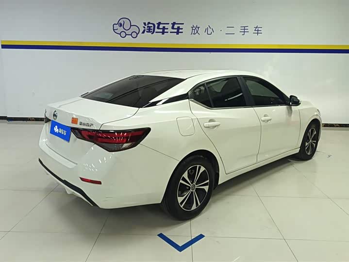 Фото 3 - Nissan Sylphy