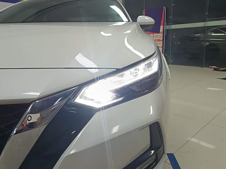 Фото 5 - Nissan Sylphy