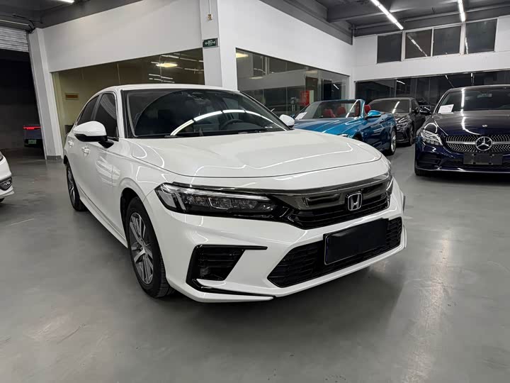 Фото 2 - Honda Civic