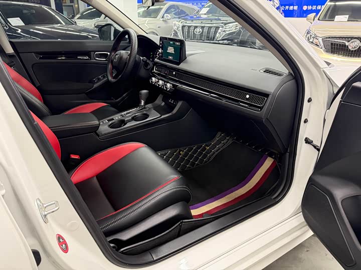 Фото 7 - Honda Civic