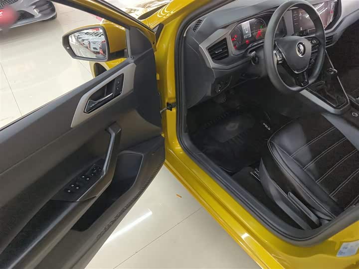 Фото 16 - Volkswagen Polo