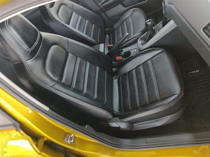 Фото 25 - Volkswagen Polo