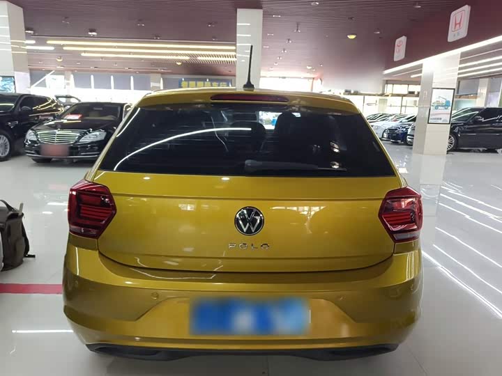 Фото 6 - Volkswagen Polo