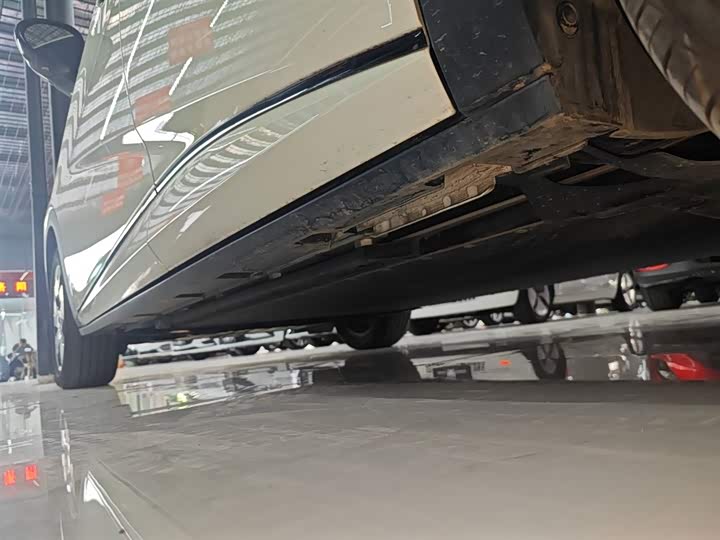 Фото 22 - BYD Dolphin